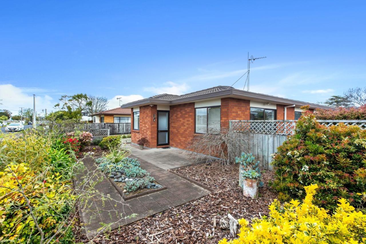 Riviera Casa - Mount Maunganui Holiday Home Exteriör bild