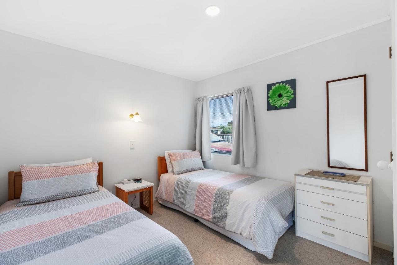 Riviera Casa - Mount Maunganui Holiday Home Exteriör bild